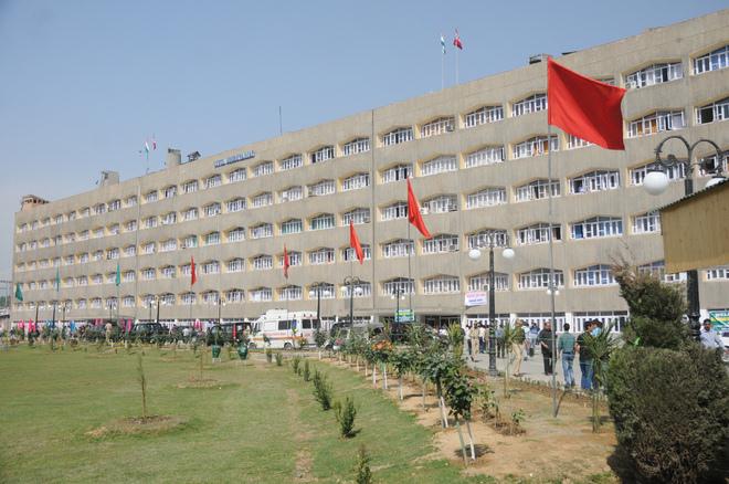 Visitors face tough time to visit Civil Secretariat